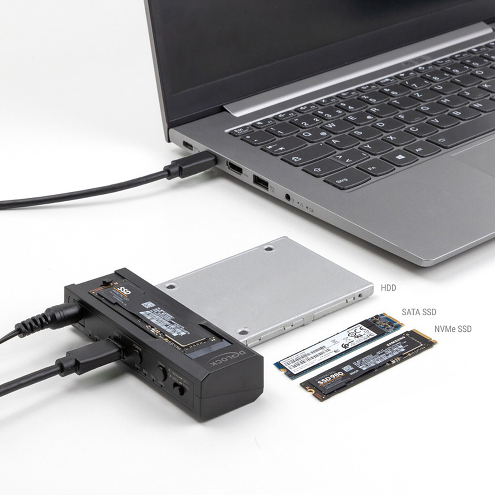 DeLock USB-C converter for 1x M.2 NVMe SSD + 1x SATA SSD / HDD with Cloning function