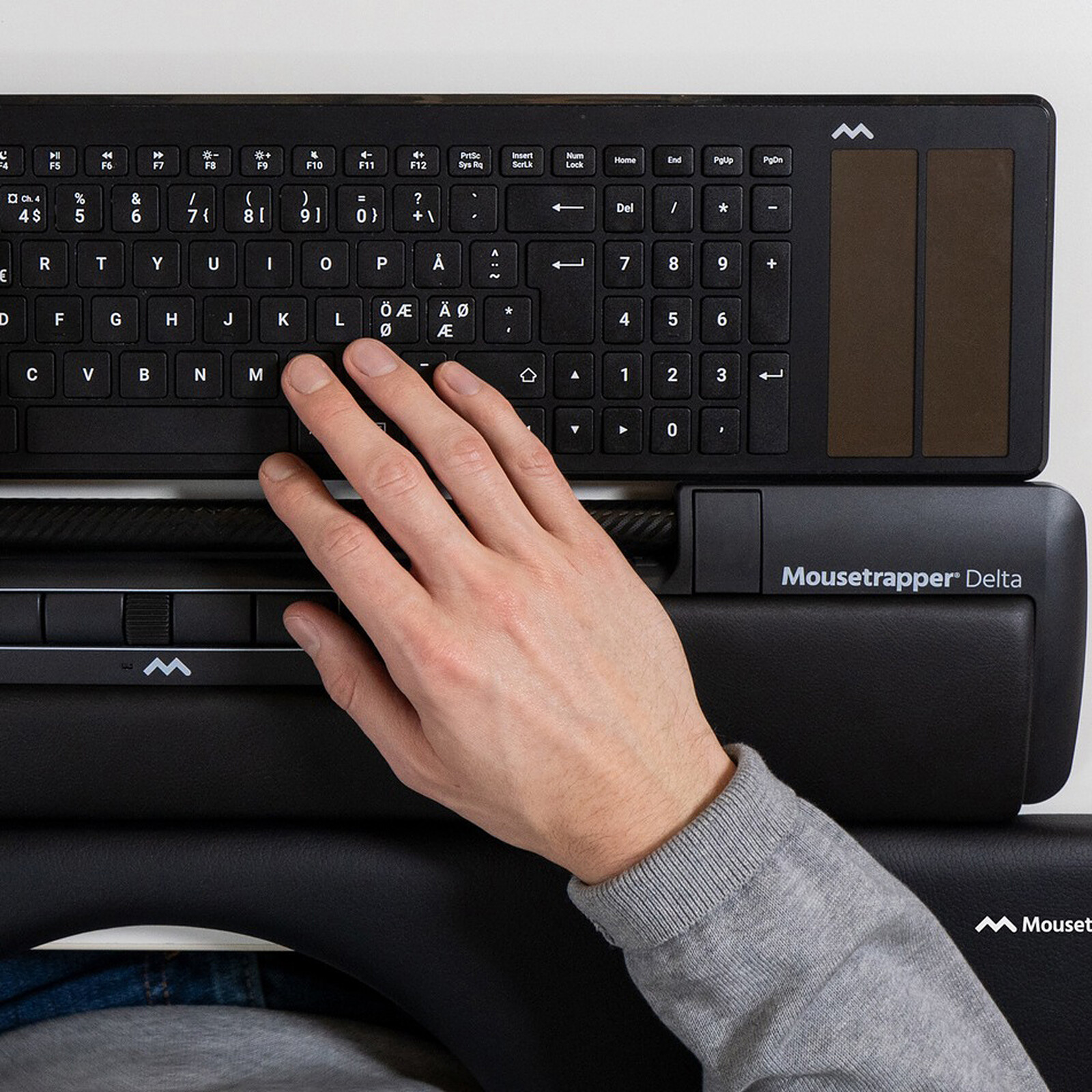 Mousetrapper Delta Regular Black