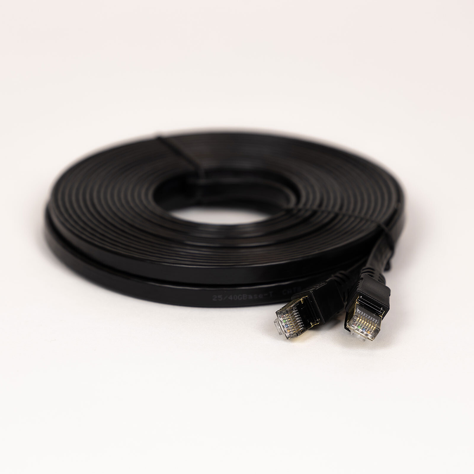 Textorm RJ45 Flat Cable CAT 8.1 U/FTP - male/male - 10 m - Black