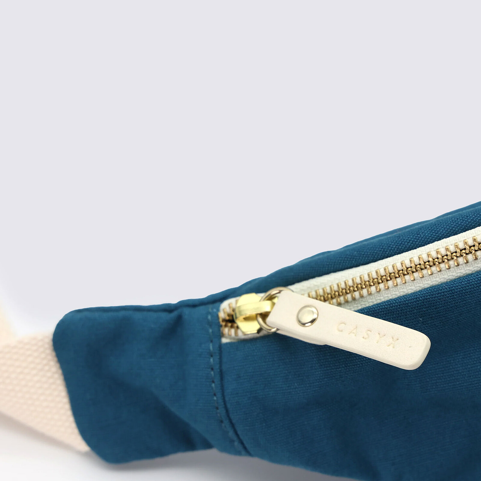 Casyx Banana Organic Cotton Peacock Blue