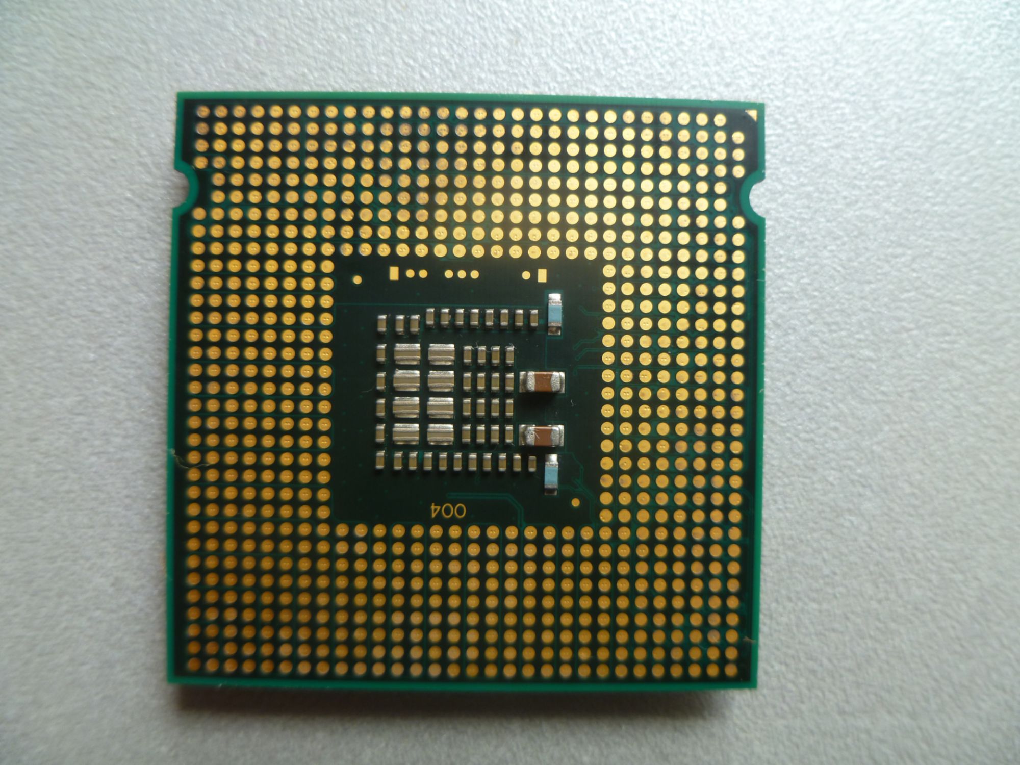 Intel Pentium E6700 Processor - 3.2 GHz, 2 Cores, 2MB Cache