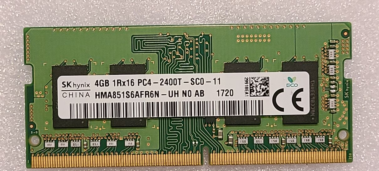 SK Hynix DDR4 SO-DIMM 4GB Memory Module (260-pin, 2400MHz, CL17, 1.2V, Non-ECC)