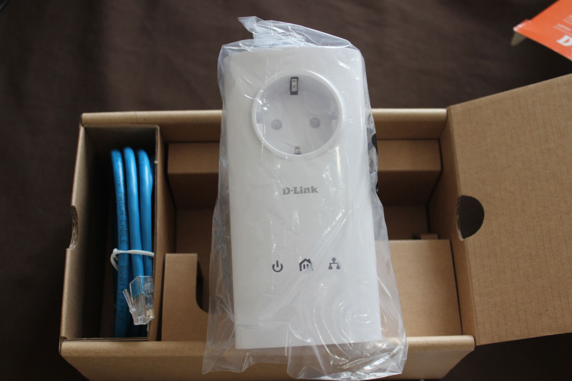 D-Link PowerLine DHP-P306AV - HomePlug AV (HPAV) Adapter