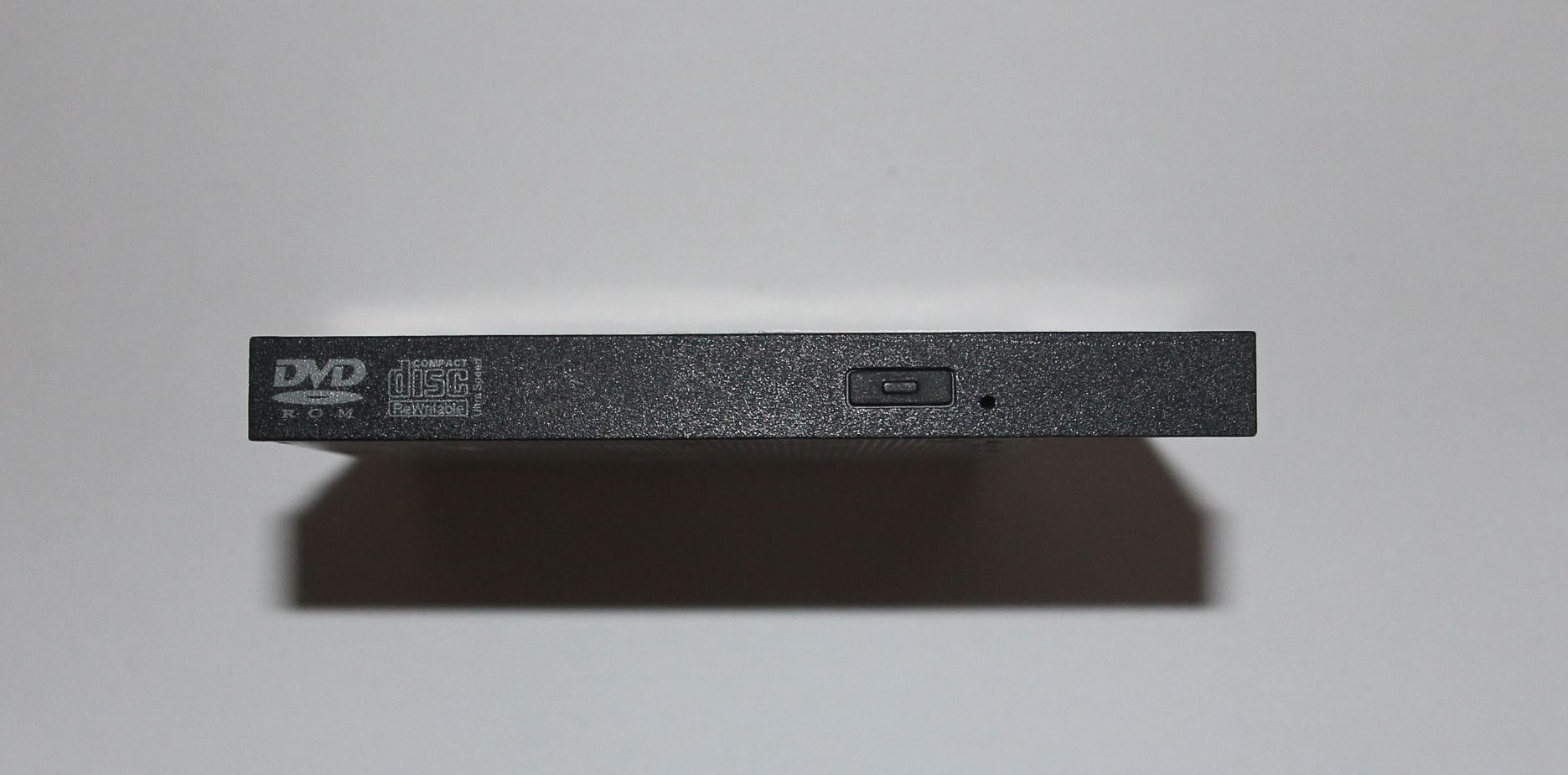 Grabadora de DVD/CD Toshiba Ultradelgada - Combo SLIM TS-L462 IDE ATA