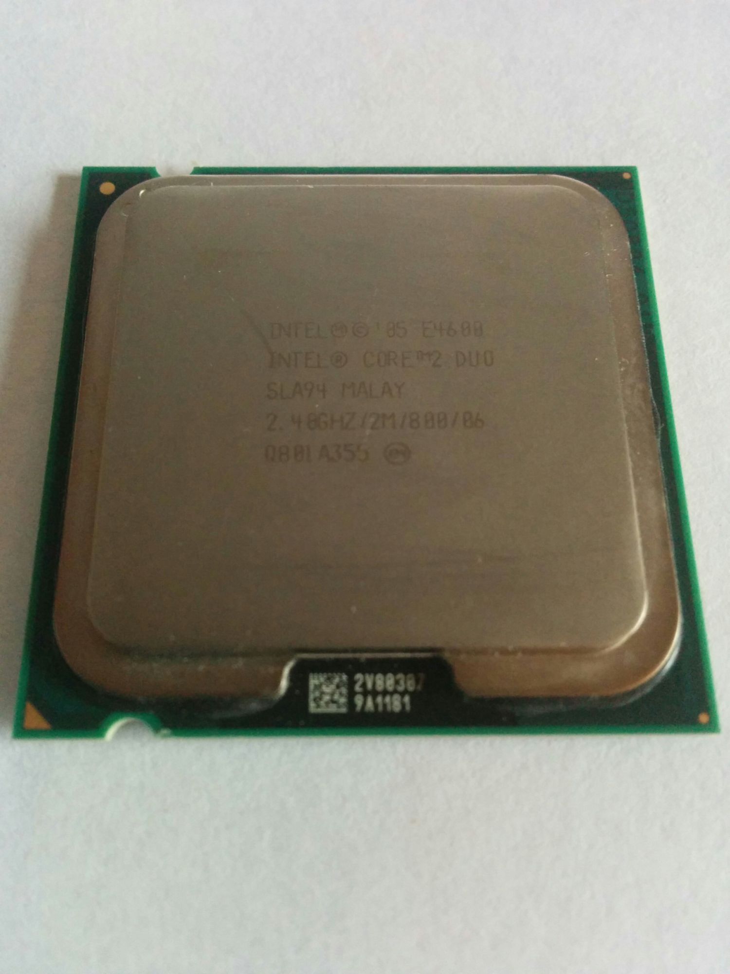 Intel Core 2 Duo CPU E4600 2.4GHz 2MB 800MHz Socket LGA775 SLA94