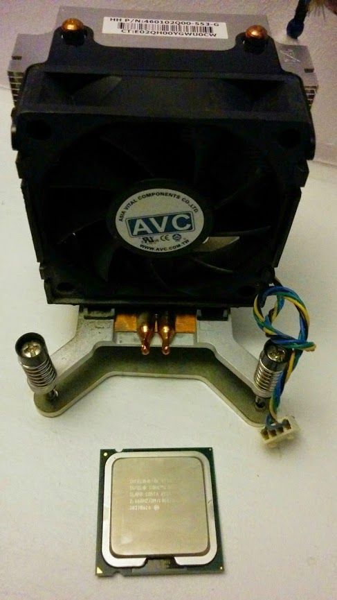 Intel Core 2 Duo CPU E7300 2.66GHz 3Mo 1066Mhz LGA775 SLAPB