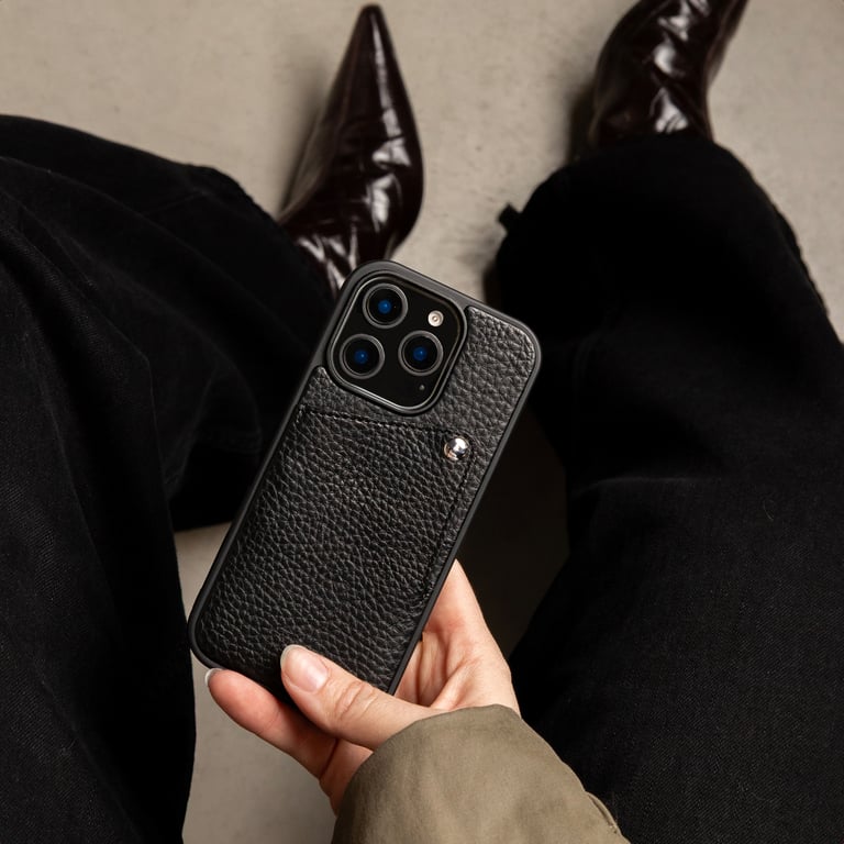 Carcasa trasera Selencia Riva con portaejercicios para Samsung Galaxy S26 Plus - Negro - Nuevo