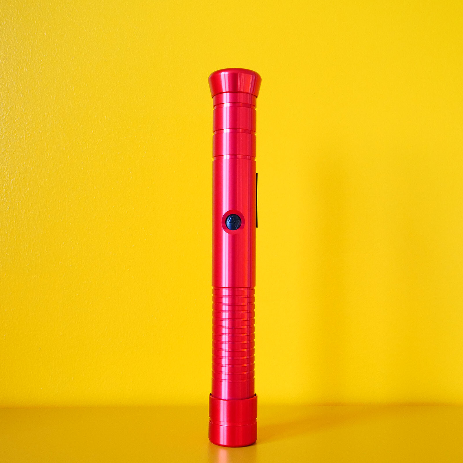 SOLAARI FOJI Red Prime 32 inch