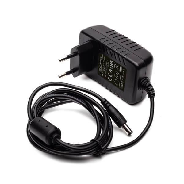 Savio USB 3.0 to SATA III Adapter for 3.5'/2.5' Drives with Power - Black