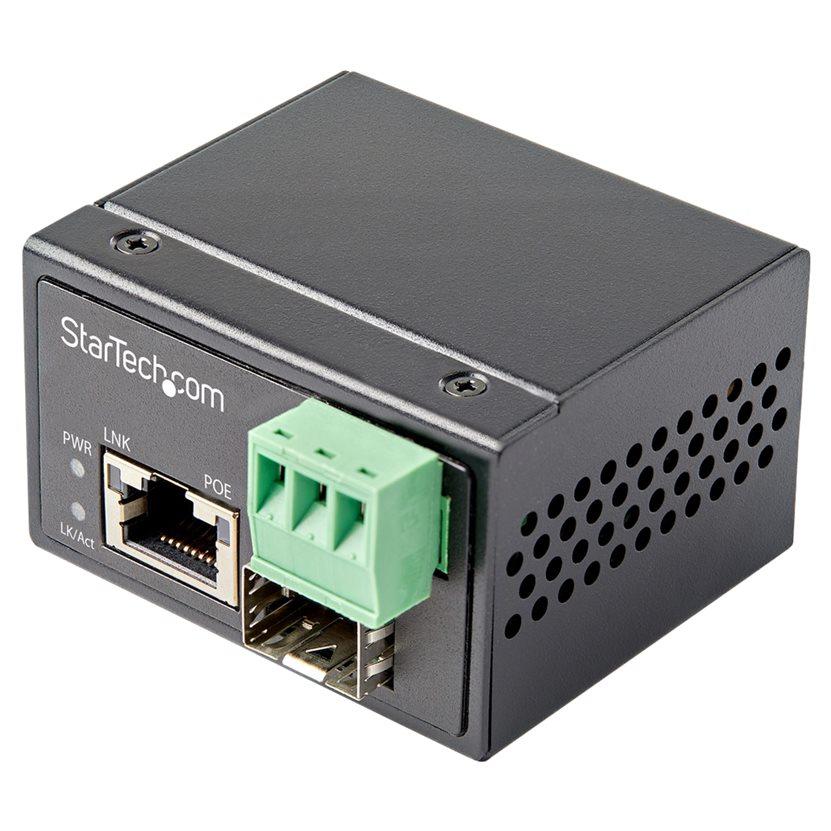 Convertidor de medios de fibra óptica PoE industrial 30W StarTech.com - SFP a RJ45 - Fibra óptica monomodo/multimodo a cobre - Carcasa IP-30 resistente / -40 a +75°C (IMC1GSFP30W)