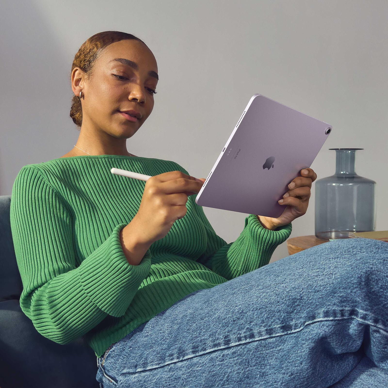 Apple iPad Air M2 13-inch (2024) Wi-Fi 256GB Blue