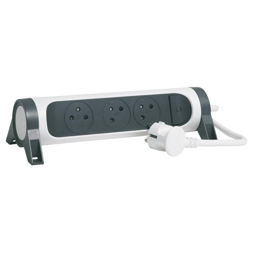 Legrand Rotating Circuit Breaker with Switch, 3680W, 230V AC, 3x CEE 7/5 Outputs, 3m Cable, Mat White (RAL 9003)