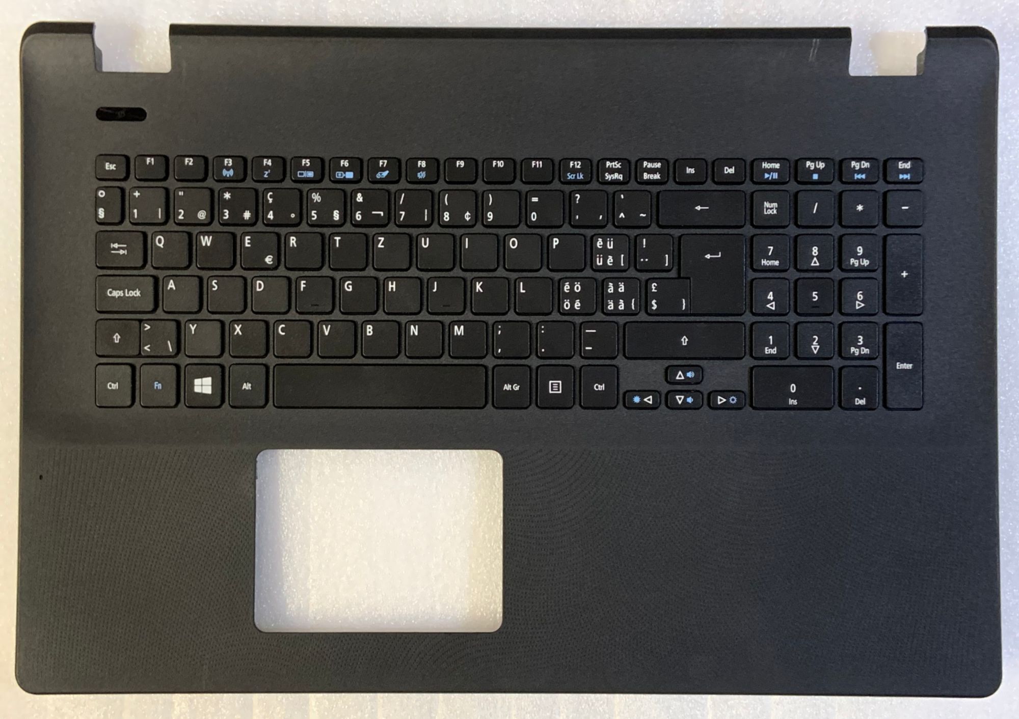 Acer Aspire ES1-711 Swiss-German Qwerty Keyboard - Black