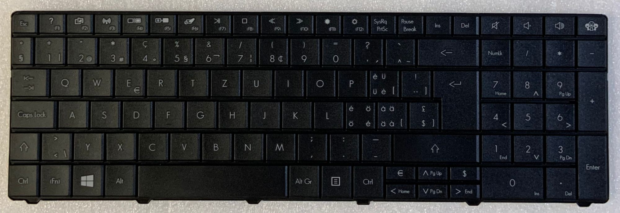 Acer Swiss-German QWERTY Keyboard (NK.I1717.058)