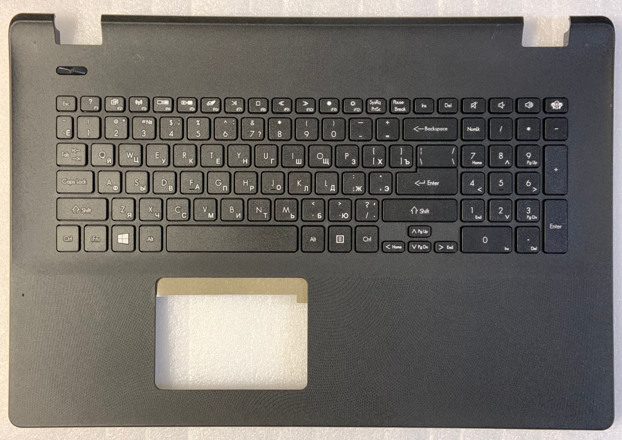 Packard Bell EasyNote Russian Qwerty Keyboard (AEZYL700110 V121746AS3)