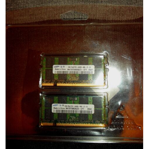Módulo de memoria Samsung 2GB DDR2 (200 pines, 800 MHz/PC2-6400, CL6, 1.8V, sin búfer, no ECC)