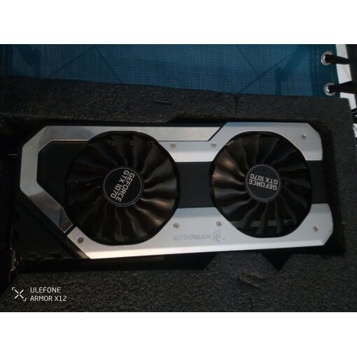 Carte graphique Palit GeForce GTX 1070 JetStream - 8 Go GDDR5 - PCIe 3.0 x16 - DVI, HDMI, 3 ports DisplayPort