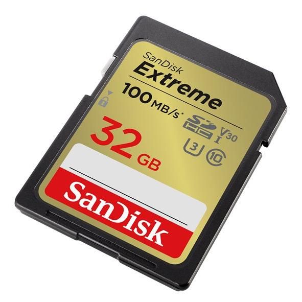 SanDisk Extreme Flash Memory Card - 32GB - V30 Video Class / UHS-I U3 / Class 10 - SDHC UHS-I