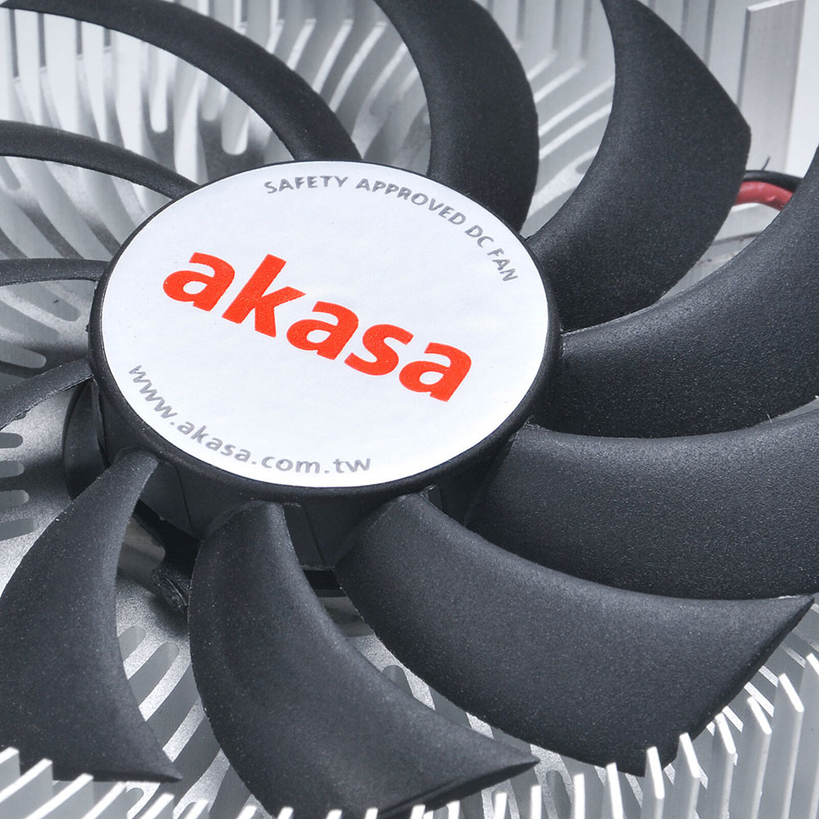 Akasa AK-CC7122EP01