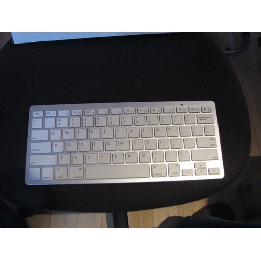 Ensemble clavier et souris sans fil Logitech MK220