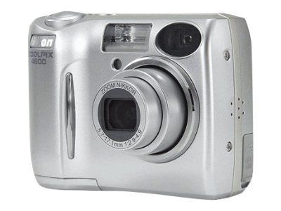 Nikon Coolpix 4600 Compact 4MP Camera (Silver)