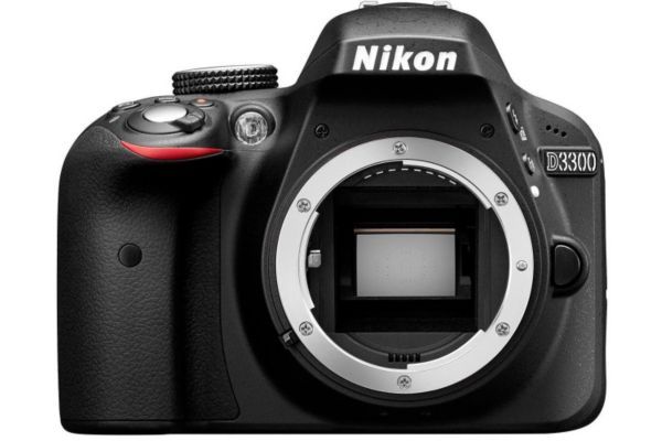 Nikon D3300 Reflex Camera + AF-P 18-55VR Lens