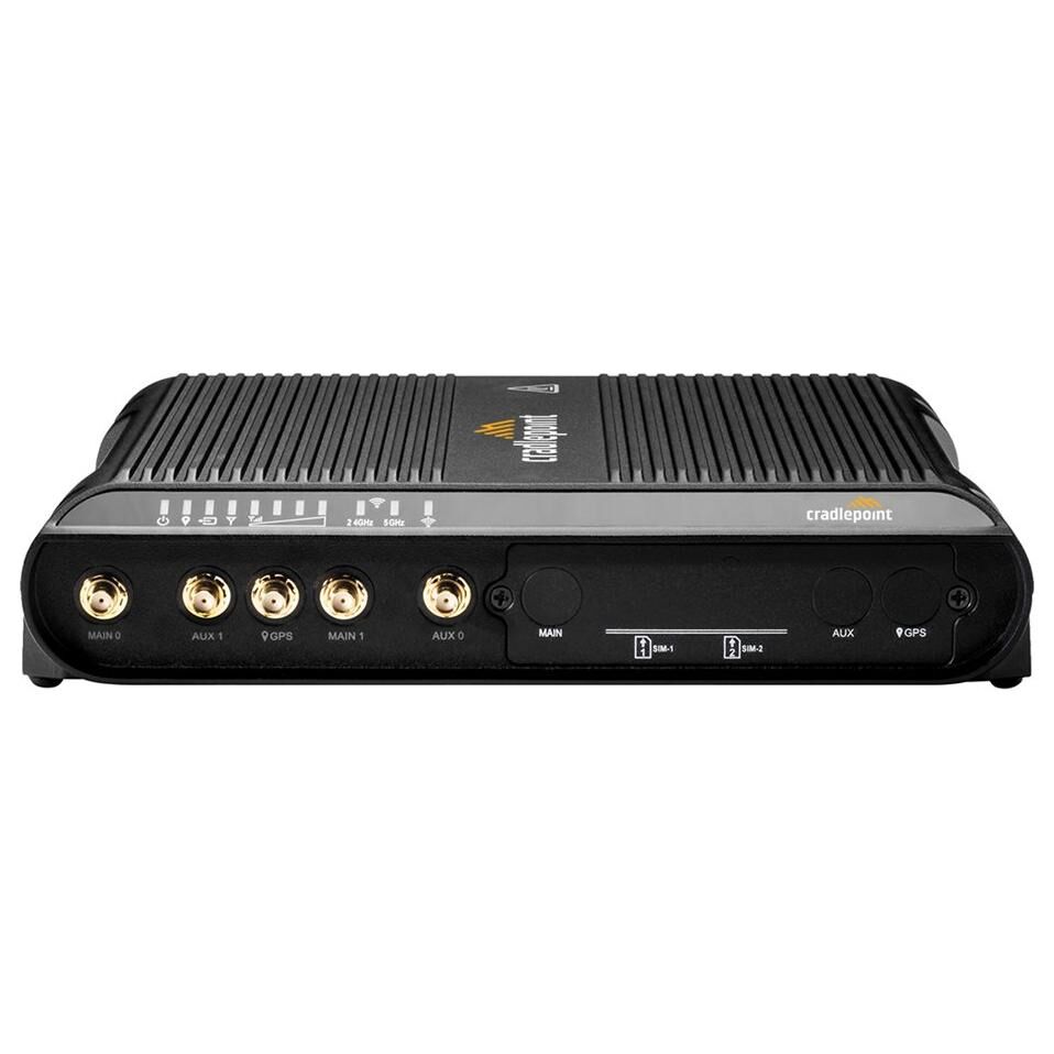 Cradlepoint IBR1700 Series IBR1700-1200M-B - Routeur sans fil - WWAN commutateur 4 ports - 1GbE Bi-bande - 3G, 4G - dans le véhicule - avec 1 an de NetCloud Mobile Essentials + Advanced Plan