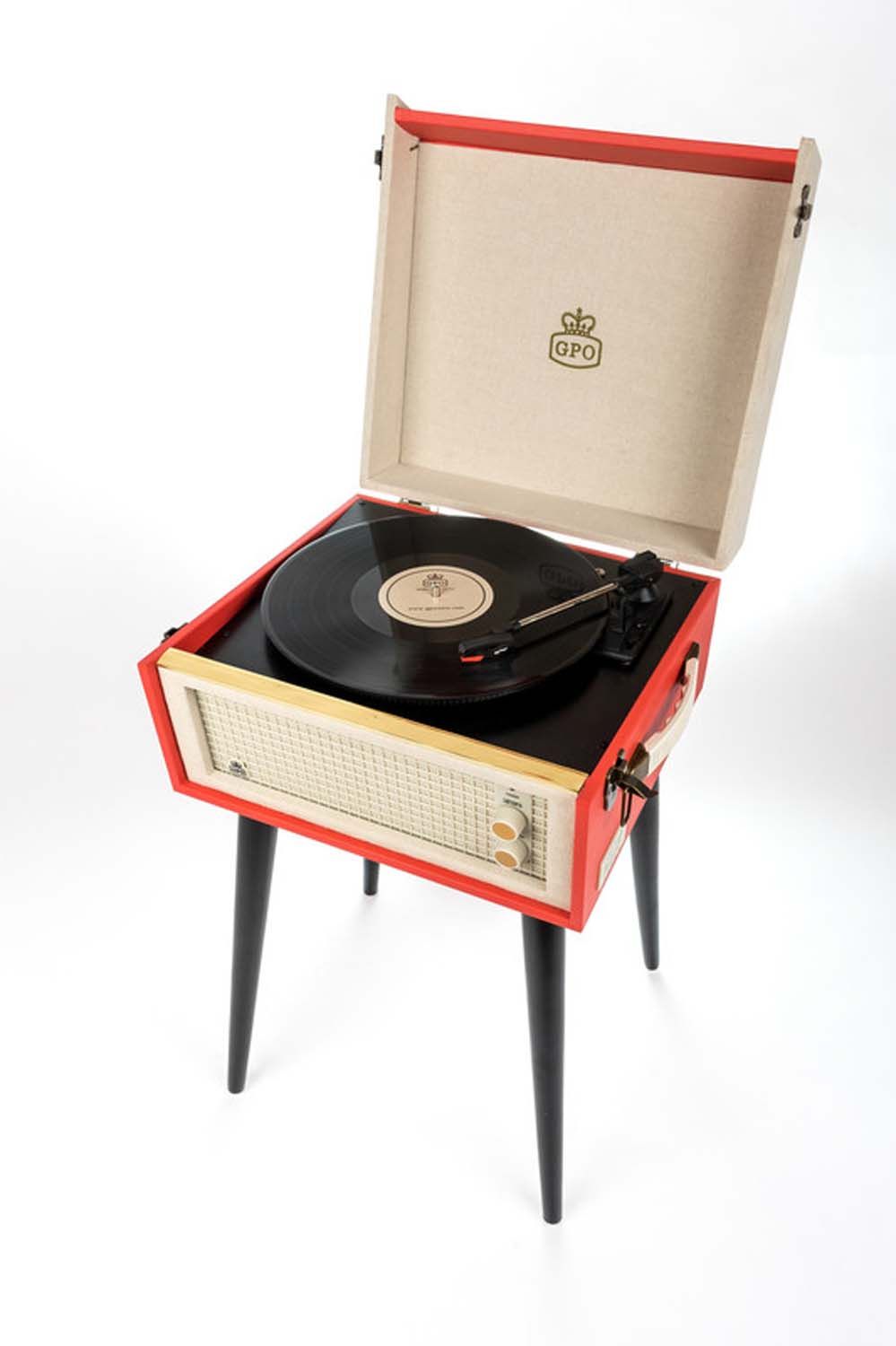 GPO Retro Bermuda Vinyl Player with Retro Red Design
