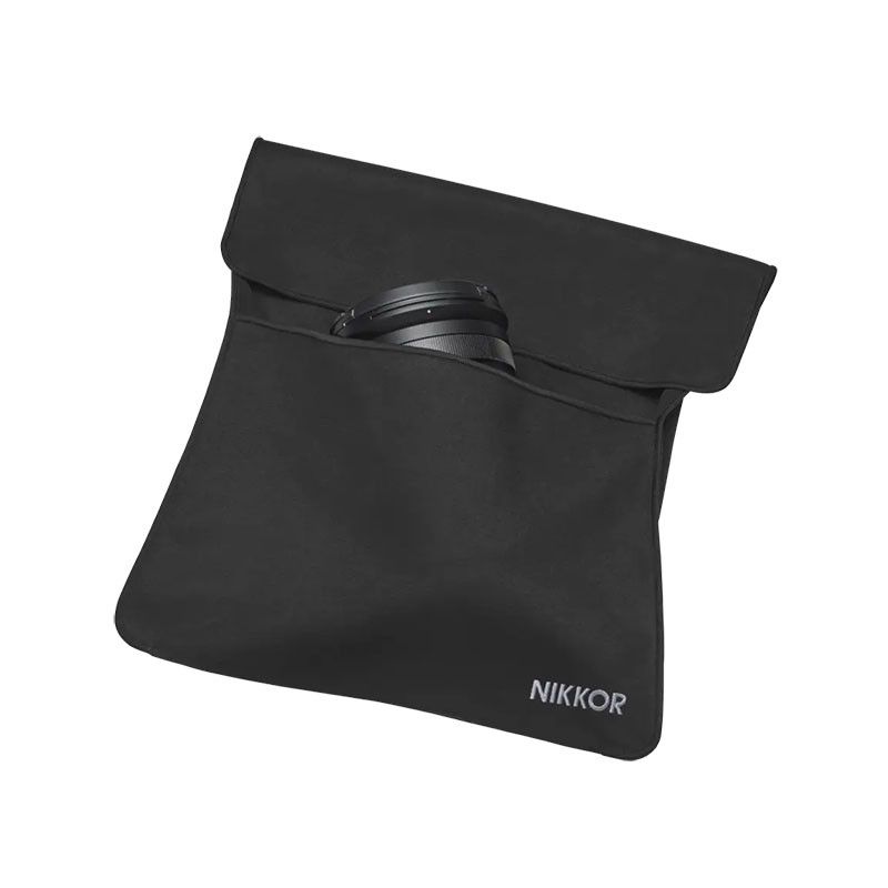 Nikon CL-C2 Case for Z 24-70mm f/2.8