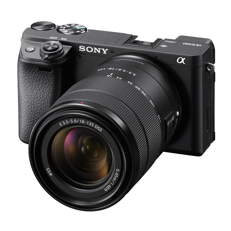 Sony Alpha 6400 Negro + Lente 18-135mm, Garantía de 3 años