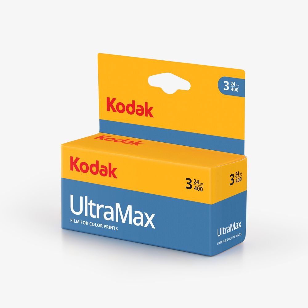 Kodak Blister Ultramax 135-24 Tpack - Pack of 3 35mm Film, ISO 400, 24 Shots, High Quality for Low Light Photos, Ideal for Daily Scènes and Dynamic Adventures