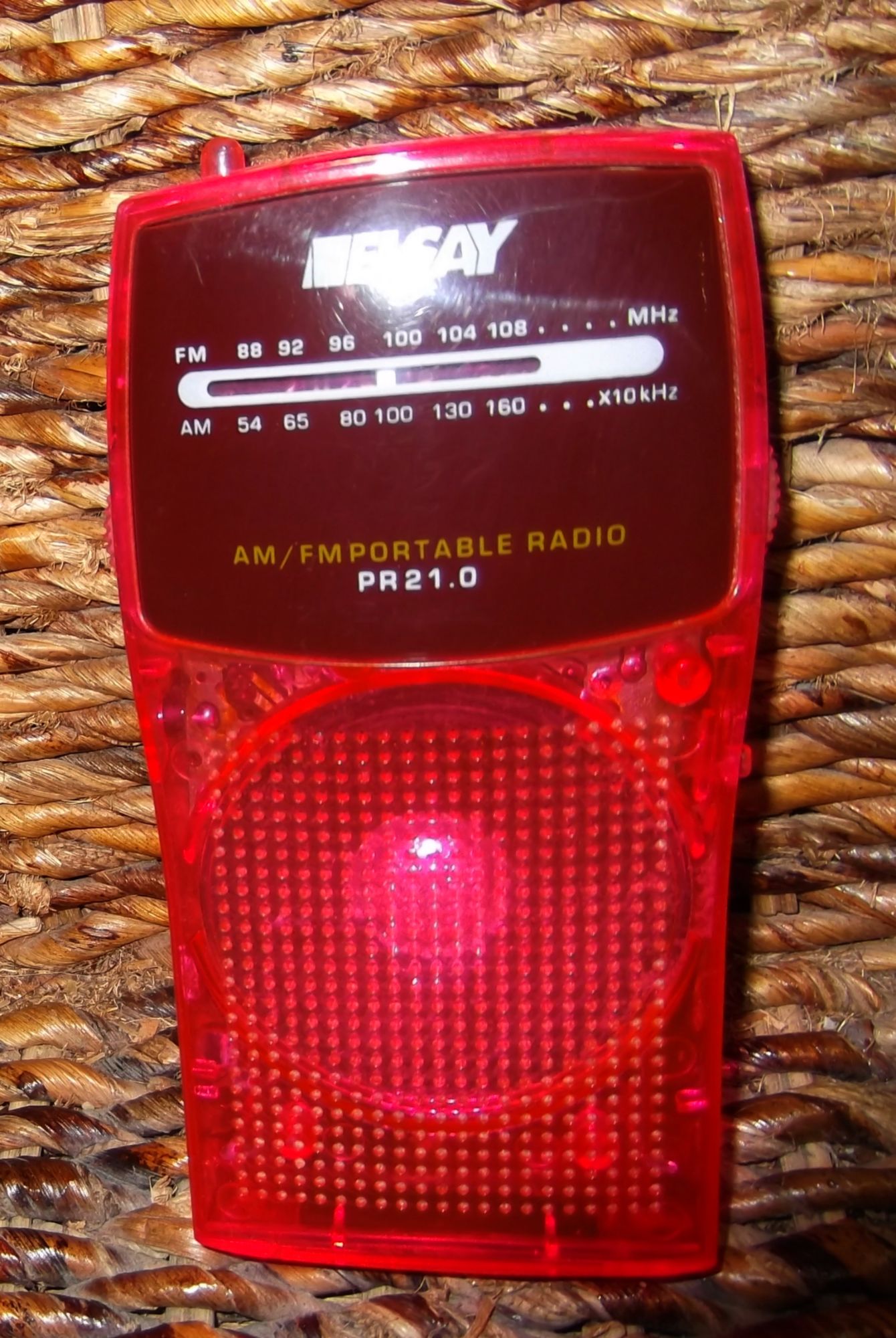 Elsay Pr 21.0 Travel Radio - Red