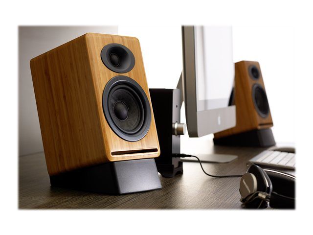 Audioengine P4 Speaker - Green