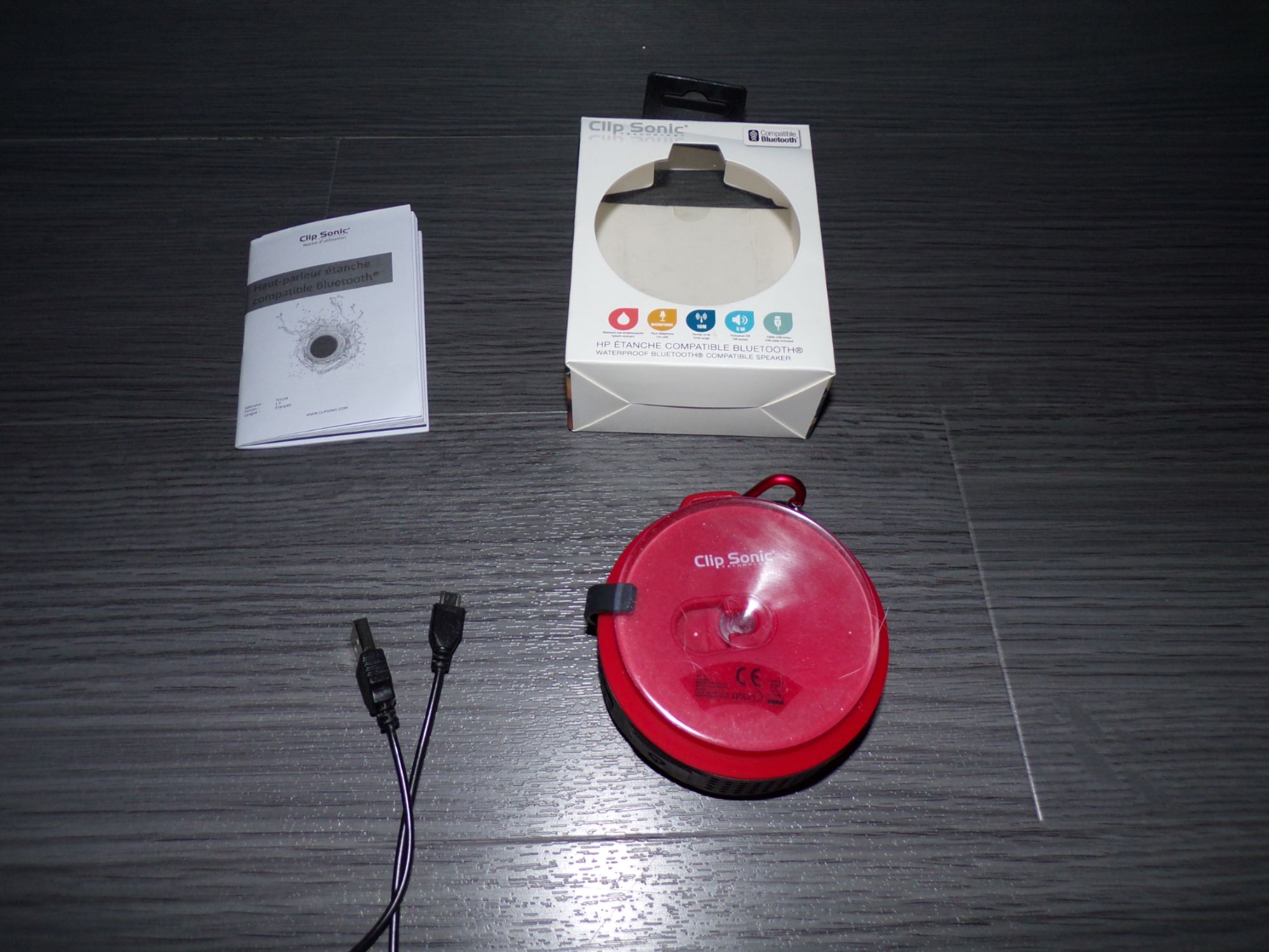 ClipSonic TES154 Red - 5W Bluetooth Water-Resistant Speaker with Microphone and Suction Cup (Category: iPod and MP3 Docking Station)