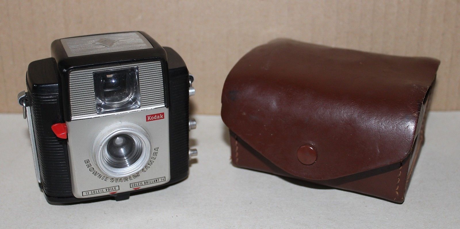 Kodak Brownie Starlet Camera & Leather Case