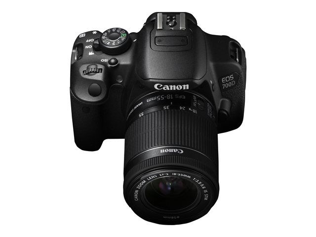 Canon EOS 700D Kit with EF-S 18-135mm IS STM Lens
