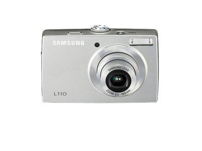 Samsung Compact Camera - 8.2MP - 3x Optical Zoom - 10MP Flash - Silver