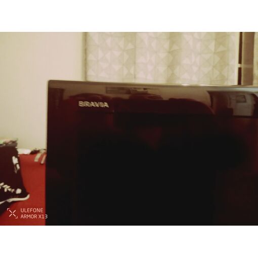 Sony Bravia KDL-26V4500 - 26" HD Ready LCD TV - Black Piano