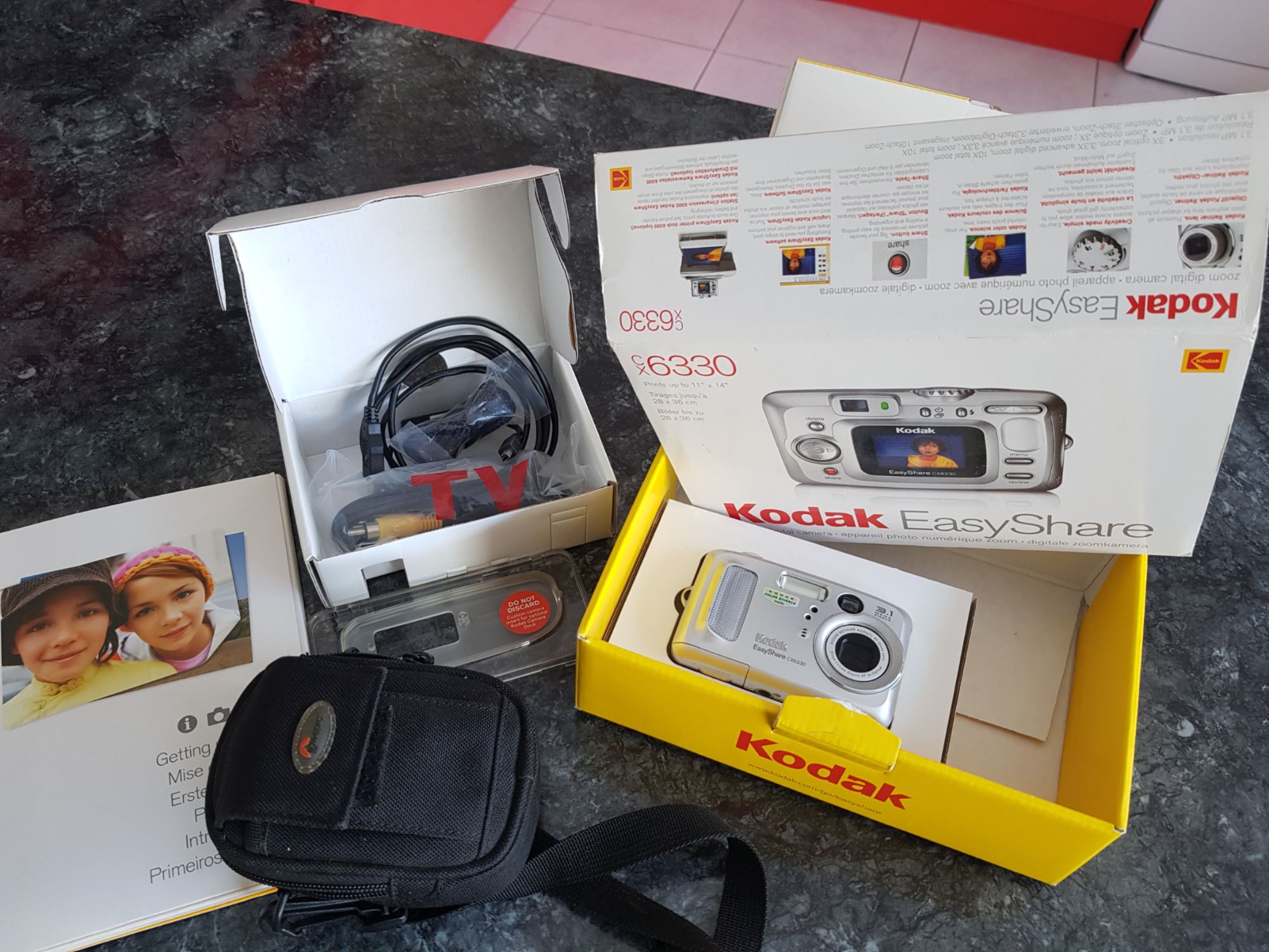 Kodak Compact Camera - 3.0MP - 3x Optical Zoom