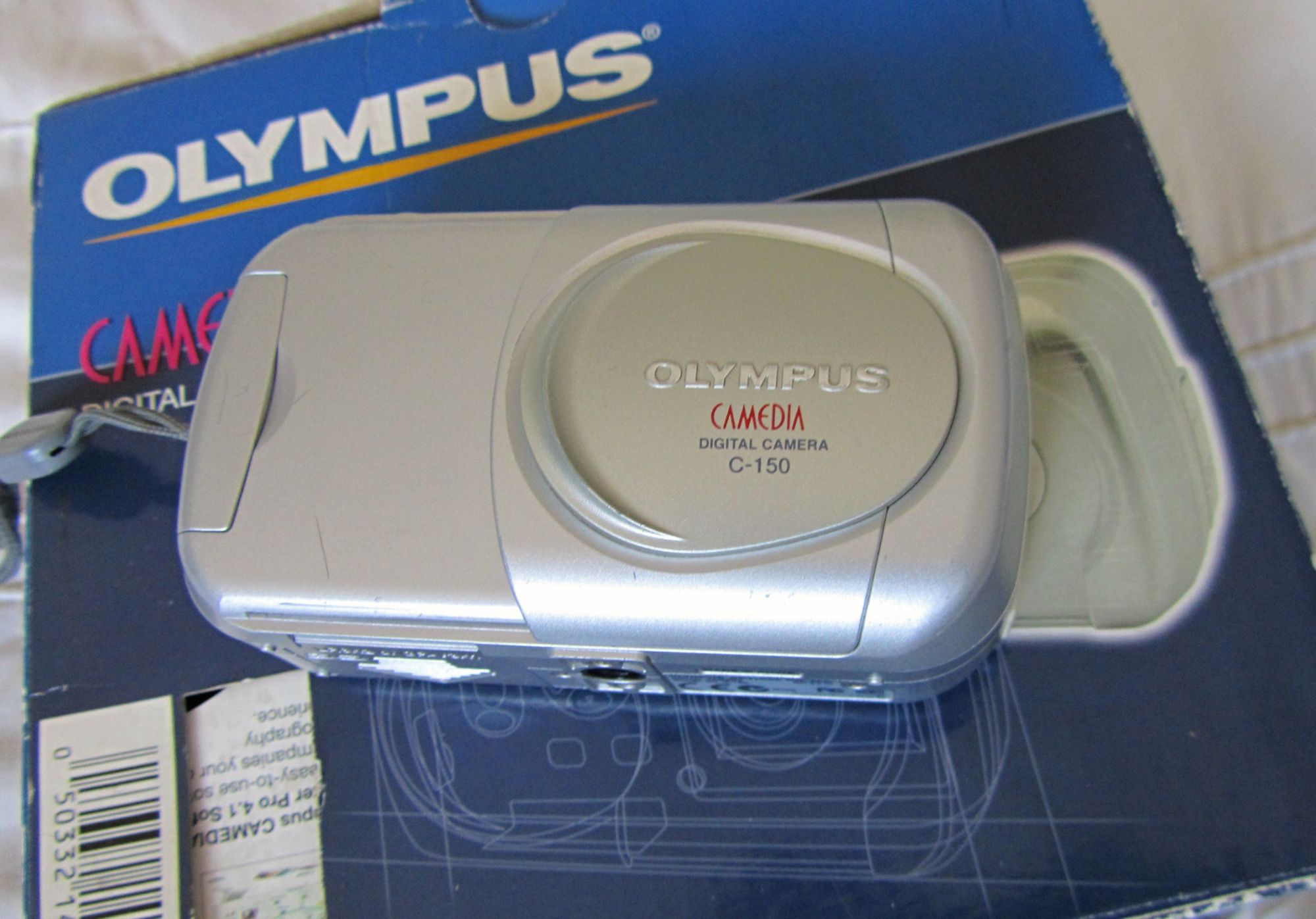 Olympus Digital Compact Camera - 2.0MP