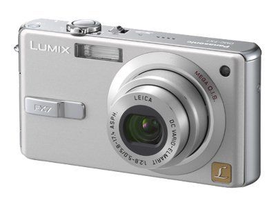 Panasonic CompactS Digital Camera - 5.0 MP, 3x Optical Zoom, Leica, Silver