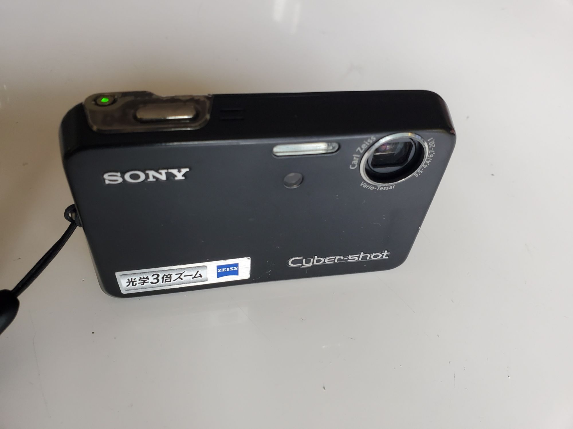 Sony CompactT3/B Digital Camera - 5.1MP - 3x Optical Zoom - Carl Zeiss - Black