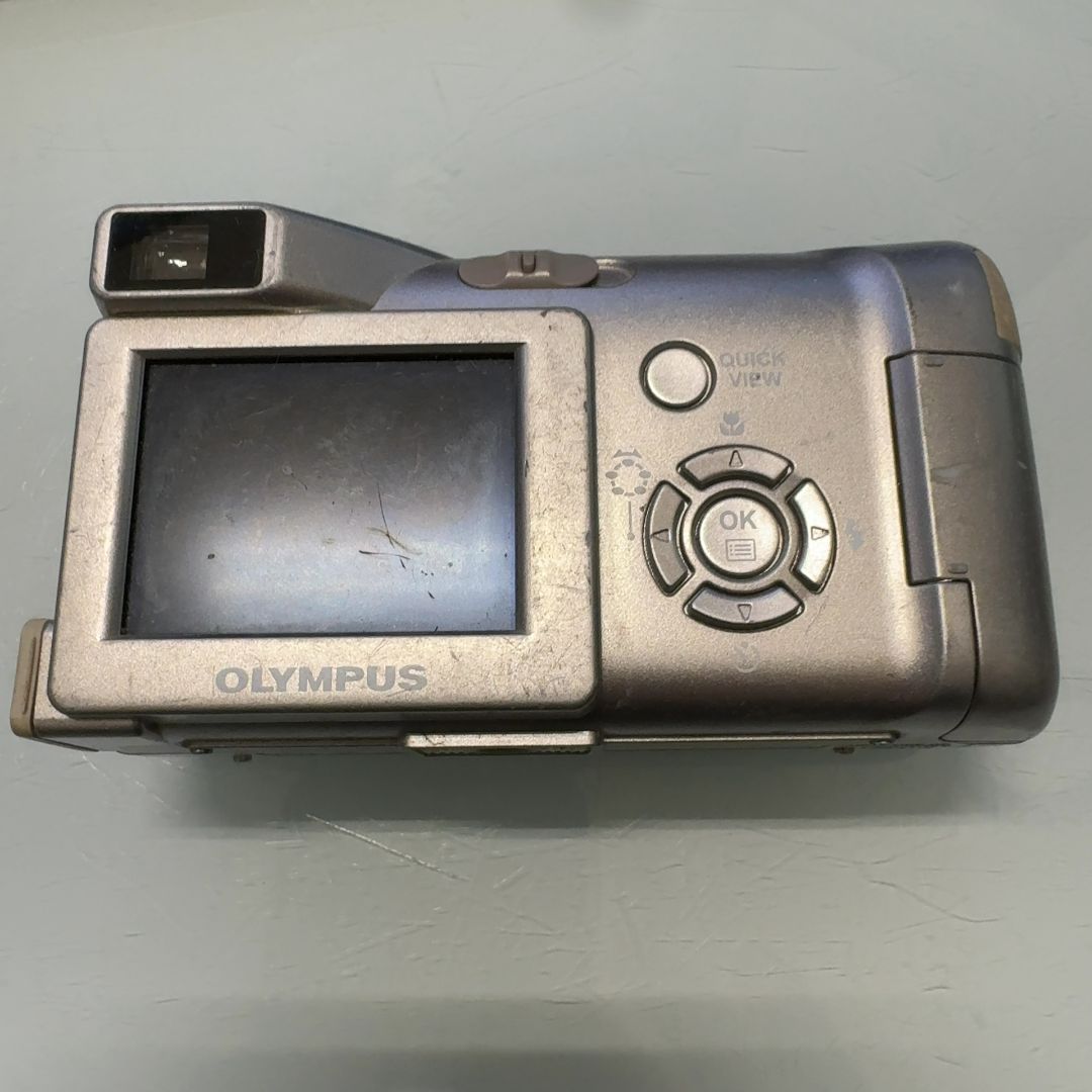 Olympus Compact Digital Camera - 3.2MP, 3x Optical Zoom