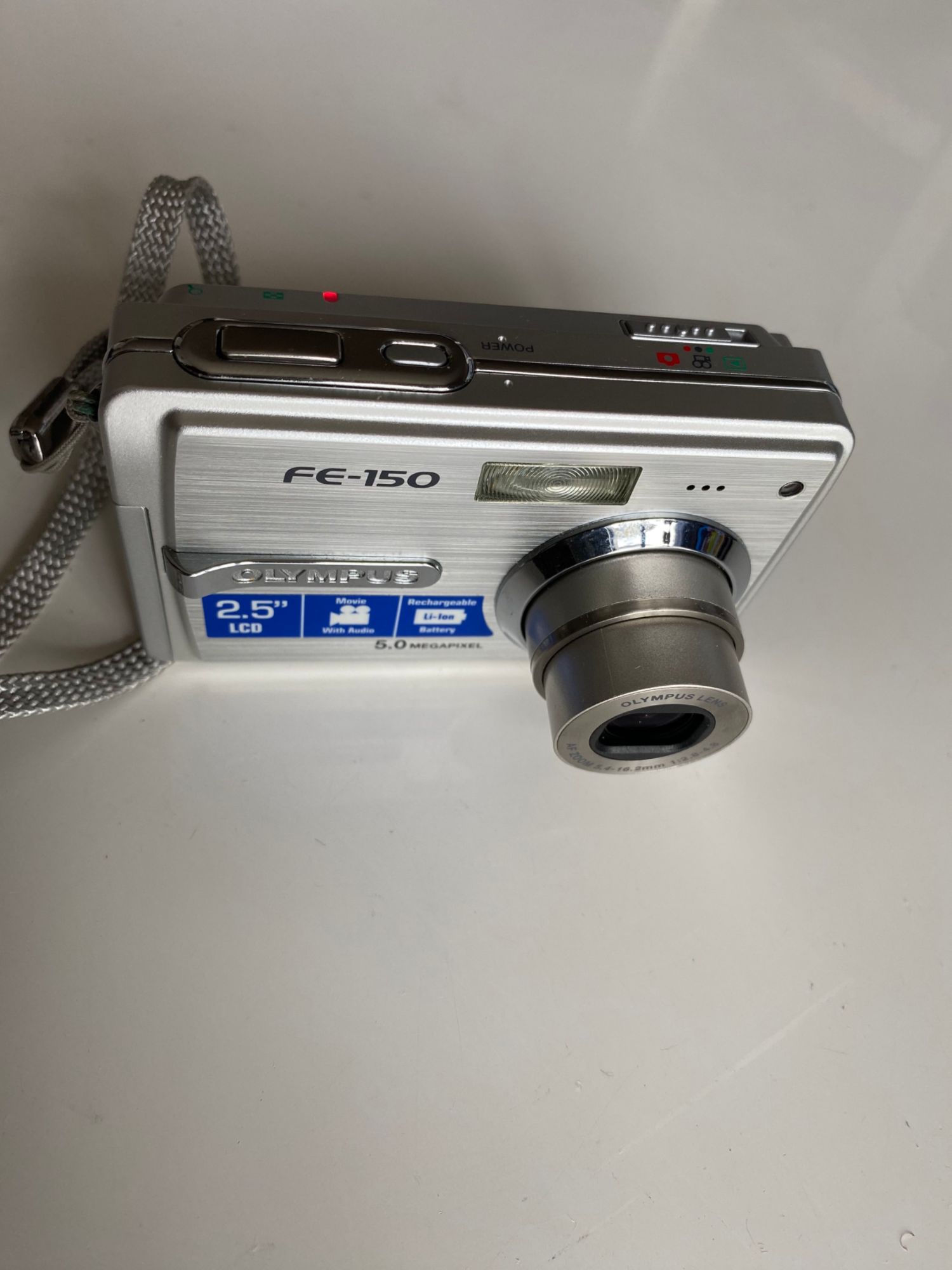 Olympus Compact Digital Camera - 5.2MP - 3x Optical Zoom