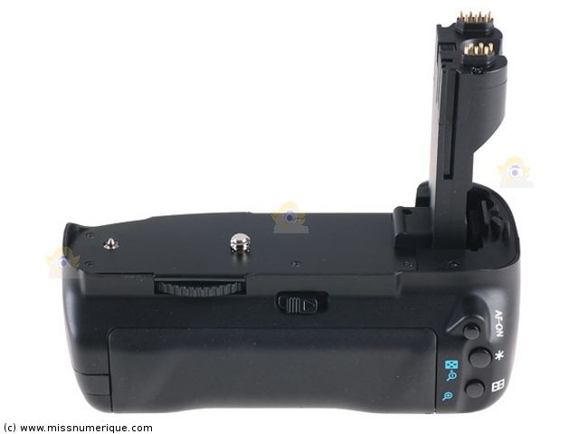 MEIKE BP-7D Grip