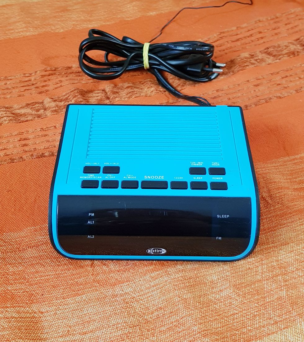 Katime Alarm Clock Radio - Blue