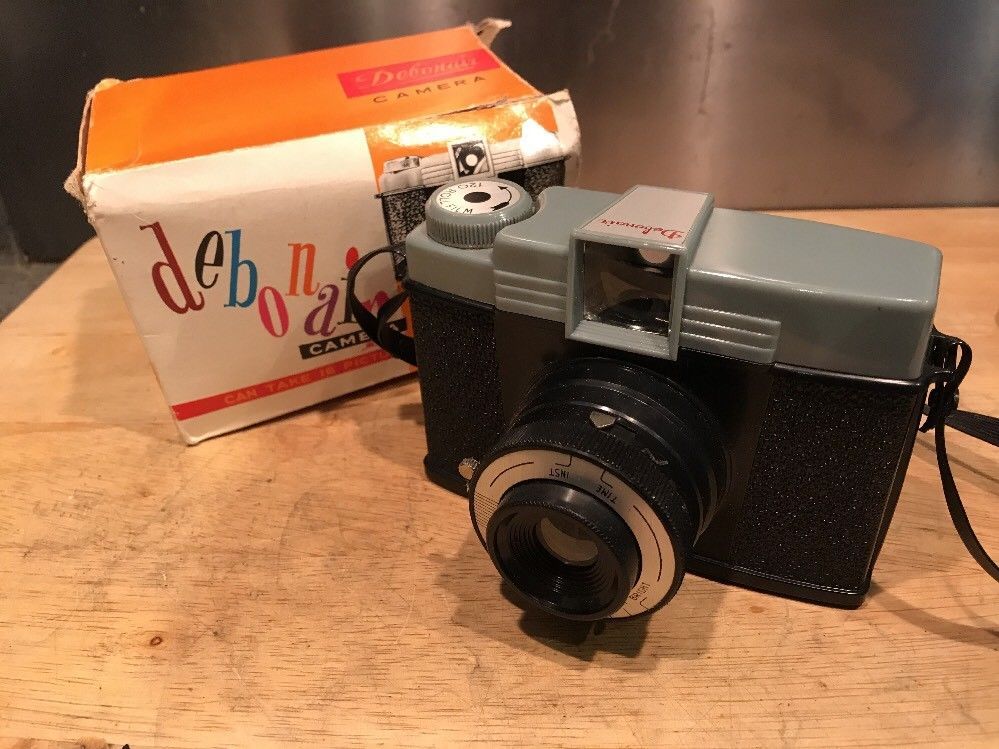 Debonair Vintage 808 Camera (120 Roll Film, 70s Model)