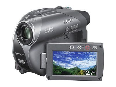 Sony Handycam DCR-DVD205E - Camcorder - 1.07MP - 12x Optical Zoom - Carl Zeiss Lens - DVD