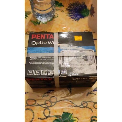Cámara compacta Ricoh - 10 MP - 720p - Zoom óptico 5x - Resistente al agua hasta 4m - Plata