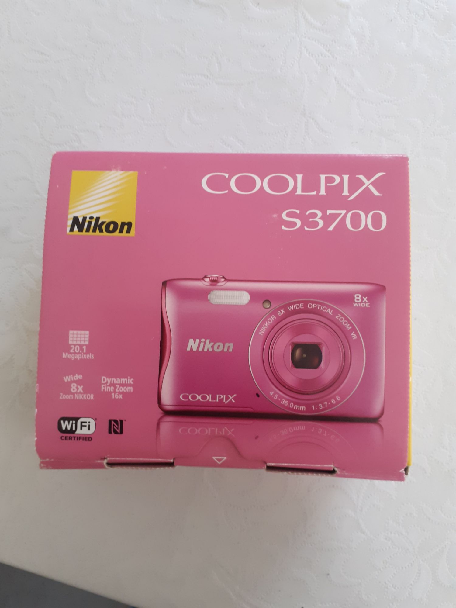 Cámaras digitales Nikon Coolpix S3700 - Teleobjetivo óptico de 8x - 20.1MP - Rosa